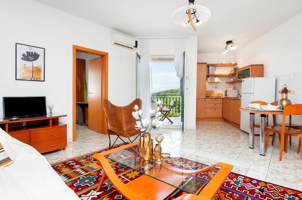 Villa Mareonda - Apartments Sussurro Rovinj Ngoại thất bức ảnh