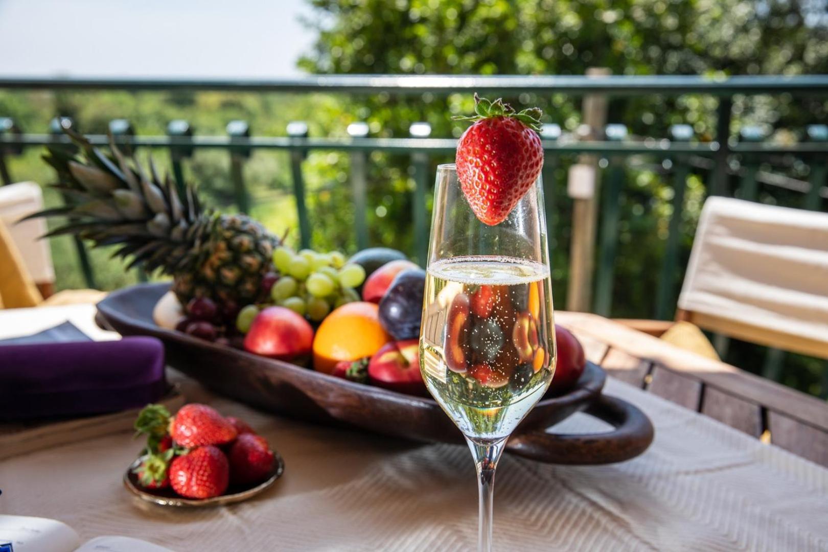 Villa Mareonda - Apartments Sussurro Rovinj Ngoại thất bức ảnh
